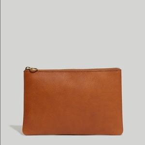 Madewell The Leather Pouch Clutch in English Saddle Color